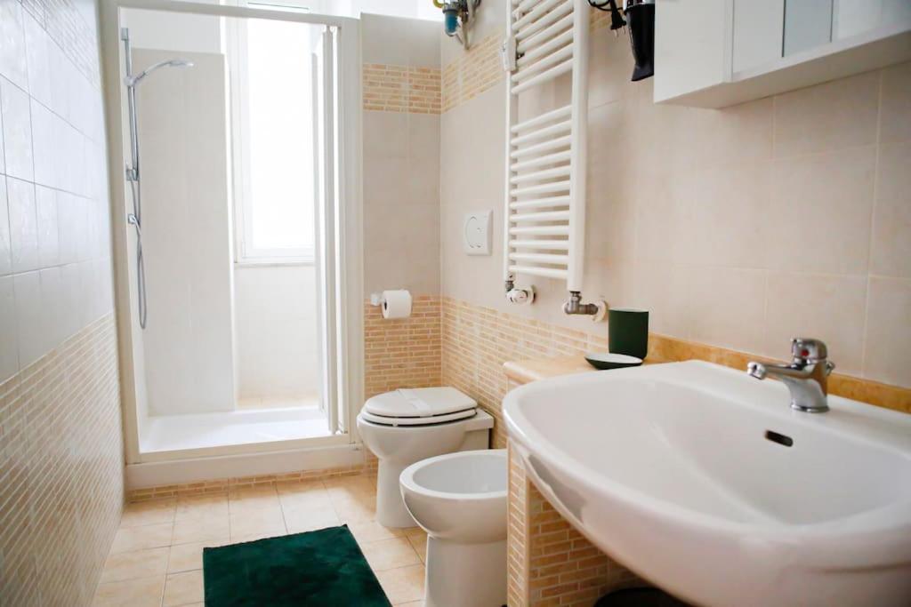 A Comfortable Apartment For You In San Lorenzo Rome Exterior photo